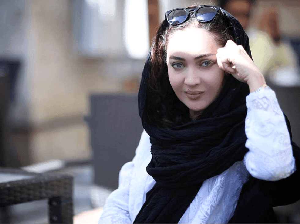 بازیگران خانم ایرانی که در ملاء عام دامن پوشیدند  | کدام از بازیگران زن دامن پوشیدند ؟ 