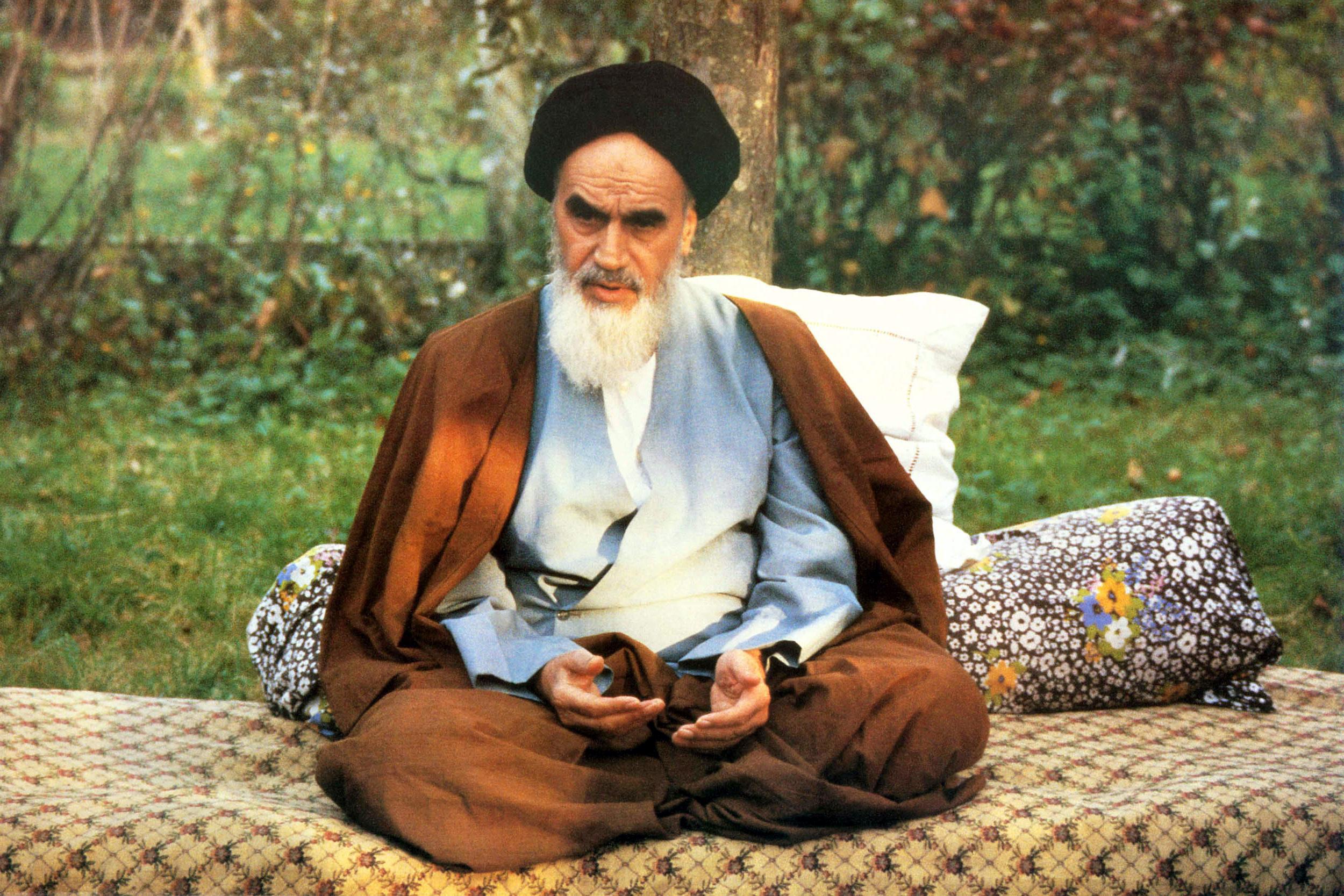 نظر واقعی امام خمینی درباره چند همسری چه بود؟