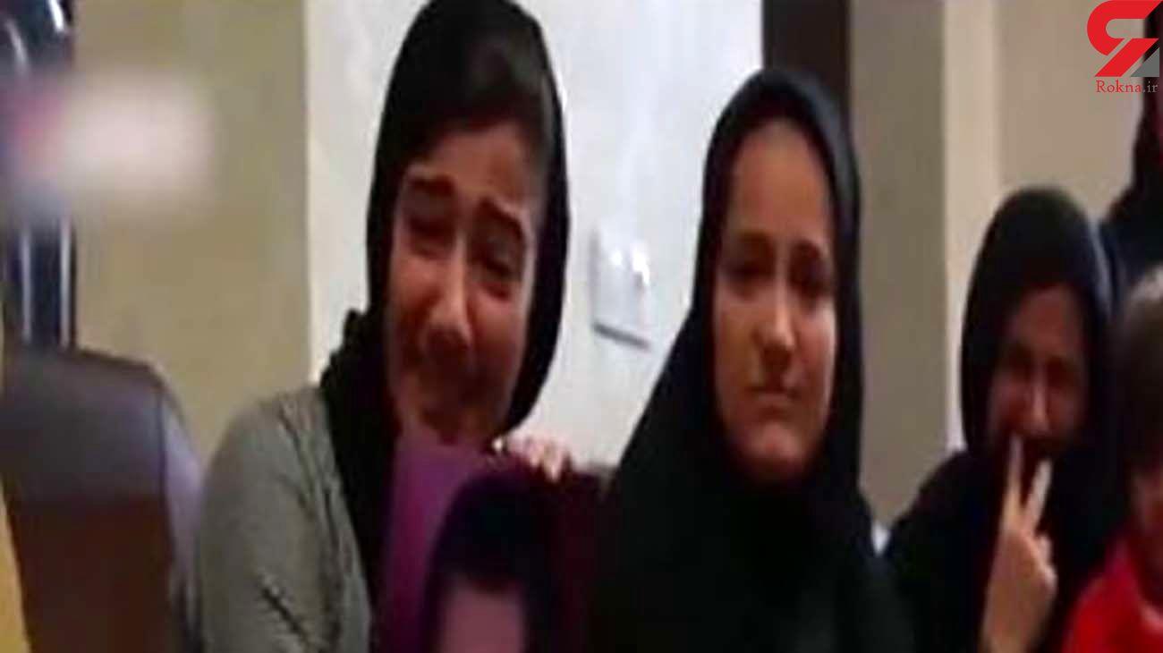 گریه های معصومانه ی دختر یکی از شهدای سپاه مقابل قاتل پدرش+فیلم غم انگیز