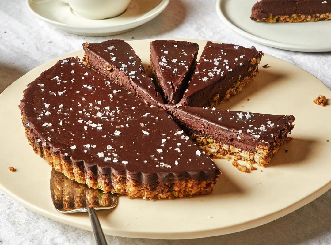 طرز تهیه تارت شکلاتی برای دلبری از مهمون ها | طرز تهیه تارت شکلاتی با روش پخت خمیر تارت