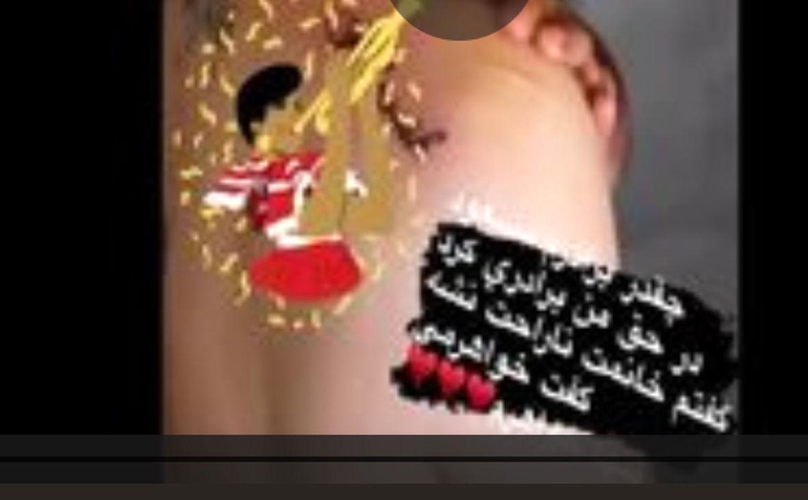 جوان ایرانی اسم بهنوش بختیاری را روی بدنش تتو کرد!فیلم جنجالی