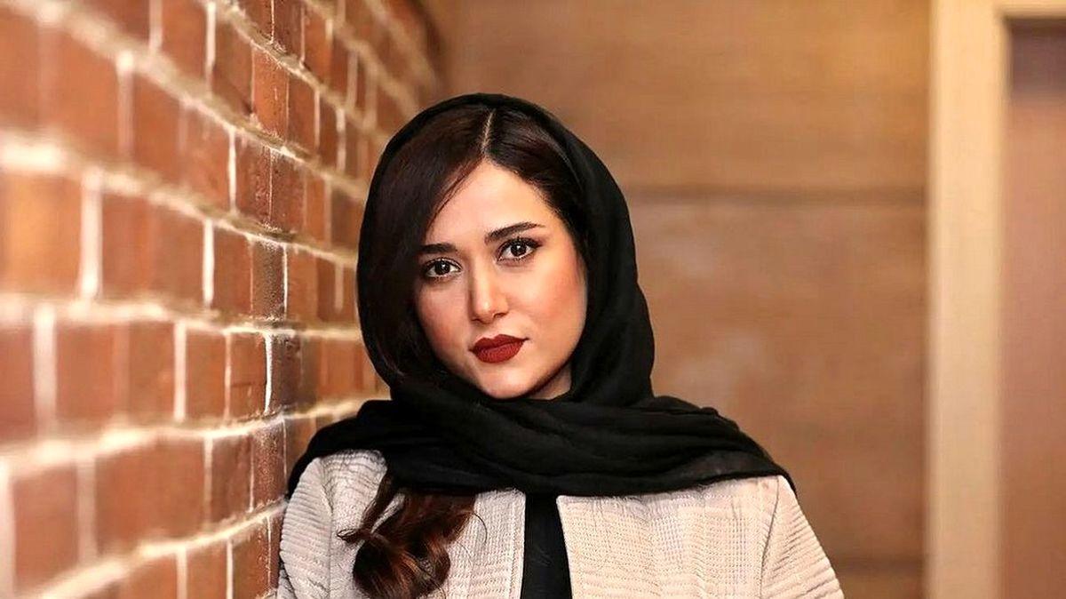 پریناز ایزدیار به مهران رجبی حمله کرد! | انتقاد تند پریناز ایزدیار از برنامه مهران رجبی در تلویزیون
