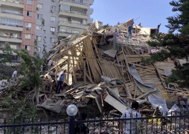 زلزله در ازمیر ترکیه 