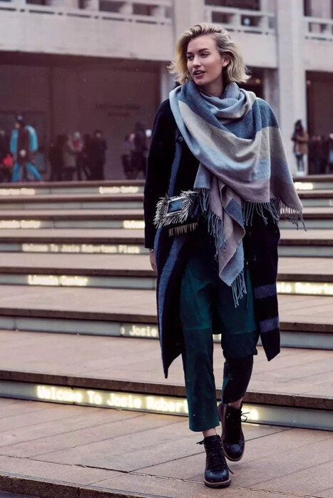 how-to-tie-a-scarf-in-stylish-way-9